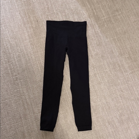 SPANX Ribbed High-Waisted Black Leggings - Picture 4 of 5